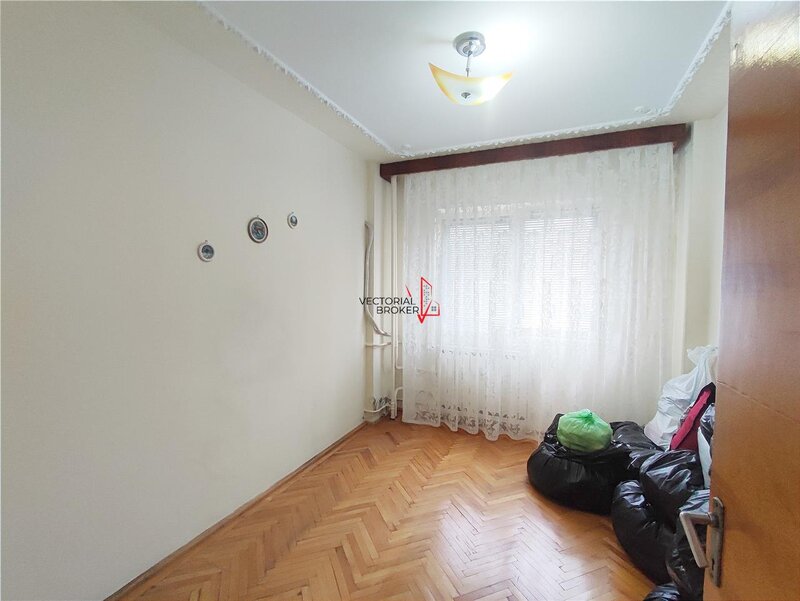 Tei Grigore Ionescu Apartament et.6, in bloc reabilitat